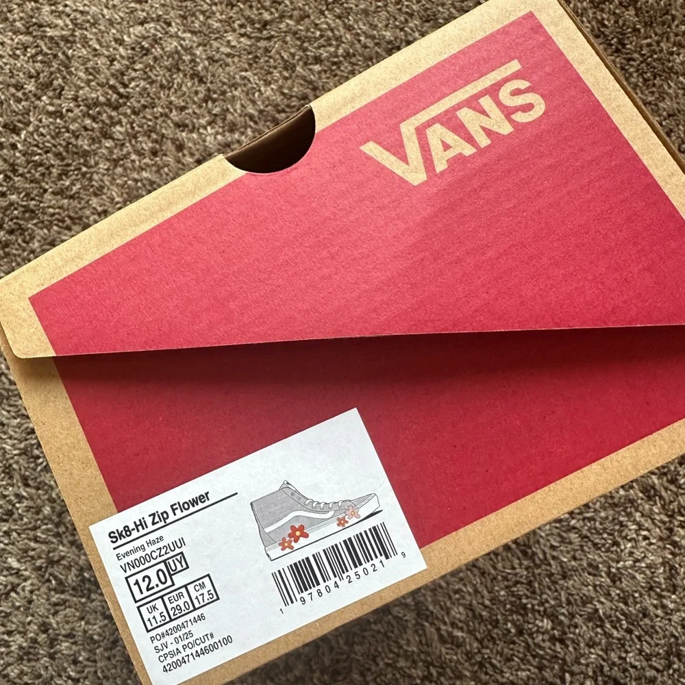Vans Sk8-Hi Zip Flower Sneakers in Red and Tan - Picture 5 of 6